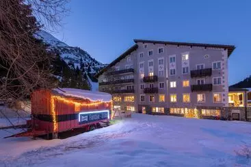 Hotel Grischuna