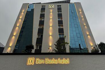 Changwon Denbasta Hotel Myeongseo
