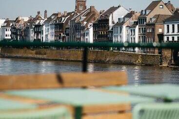 Alberg Botel Maastricht