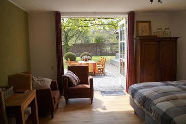 Aamiaismajoitus (B&B) Eersel's Groen