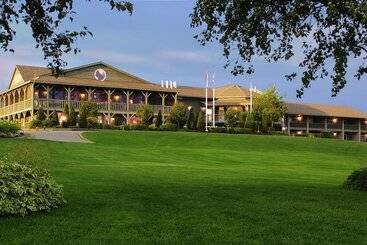 Отель Eganridge Resort, Golf Club & Spa