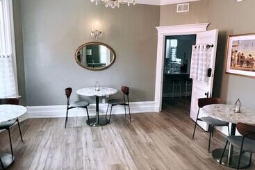 The Century House Bed And Breakfast Ottawa