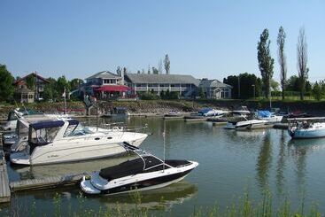 渡假胜地  La Halte Des 103 îles