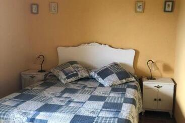 مبيت وإفطار Ca L Isidró