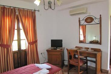 Hotel Cortijo Las Grullas