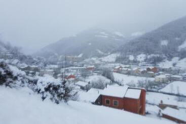 فندق Peña Pandos