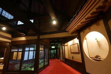 Рёкан Hazu Gassyo