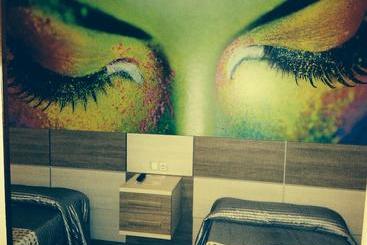 ユースホステル Hostal Restaurante Texas