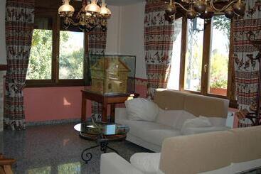 ホテル Restaurante Santa Elena