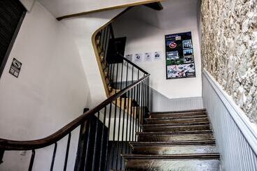 هاستل Roots&boots Lugo