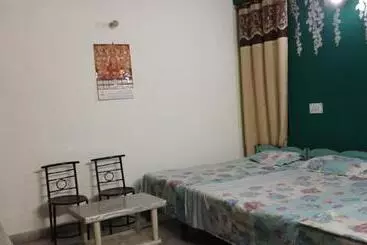 Bed & Breakfast Balaji Guest House   Home Stay