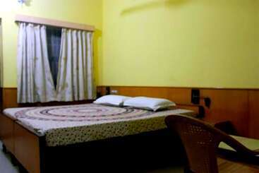 Hotel Vinodhara Guesthouse