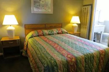 Capri Motel