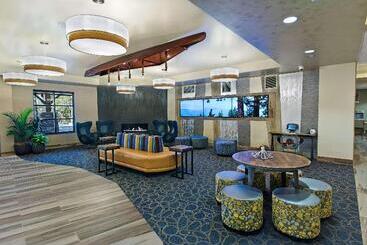 فندق Oxford Suites Bellingham