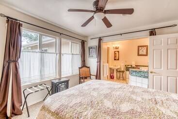 مبيت وإفطار A Bed Of Roses