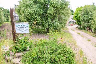 مبيت وإفطار The Eden House Vineyard