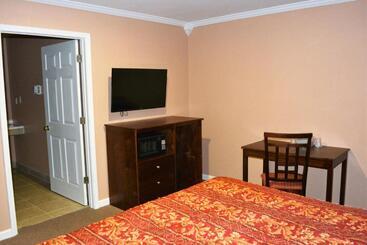 Мотель Budget Inn   New Albany