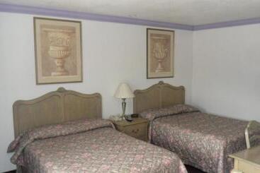 汽车旅馆 Budget Inn Of Lodi