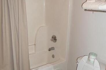 모텔 Lynchburg Country Inn