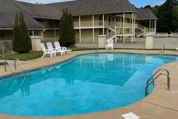 モーテル Riverwood Inn