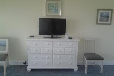 Surf & Sand Beach Motel