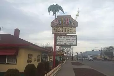 Bali Hai Motel