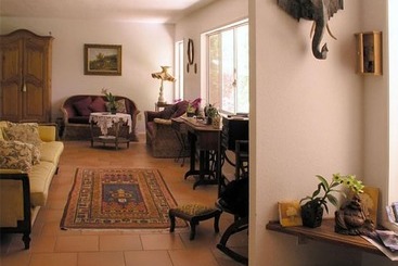 Bed and Breakfast Lava Tree Tropic Inn