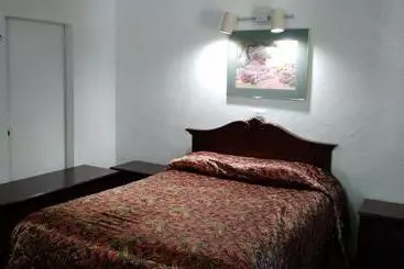 El Rancho Motel