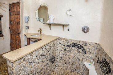 בית מלון כפרי Adventure Suites