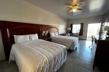 Motelli Casa Rosa Inn