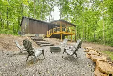Mökkimajoitus Hocking Hill Cabin Near Hiking: Dogs Welcome