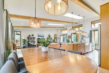 Kır Evi Chic Bellaire Home W/ Outdoor Kitchen On Clam Lake