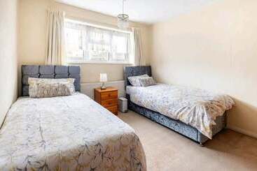 レジデンス 3br House/garden/patio/7 Guests/fireplace/parking