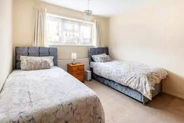 Residenssi 3br House/garden/patio/7 Guests/fireplace/parking