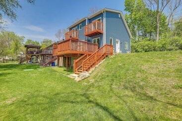 Vakantiehuisje Riverfront Home In Phillipsburg W/ Deck & Yard!