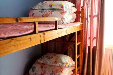 Guangzhou Langba Hostel