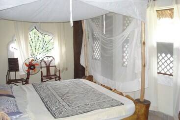 膳宿费 Coconut Beach Apartments