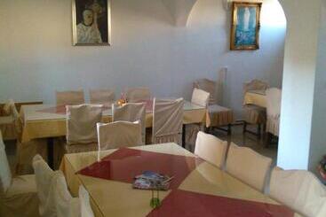 پانسیون Guest House Andre