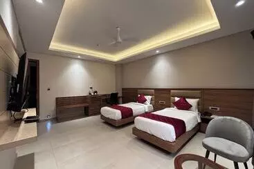 Hotel Rohika Aau Igh