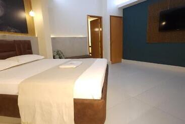 Fiesta Brasilia Motel