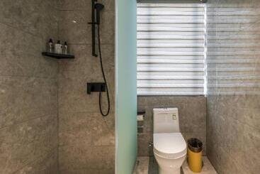 Echarm Hotel Hanzhong Wetland Park