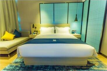 Echarm Hotel Qujing High Speed Railway Station 1st Wuguan Center