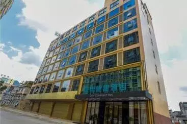 Hotelli City Comfort Inn Luocheng Bus Terminal