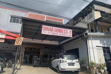 Отель Oyo 91263 Dinar Homestay