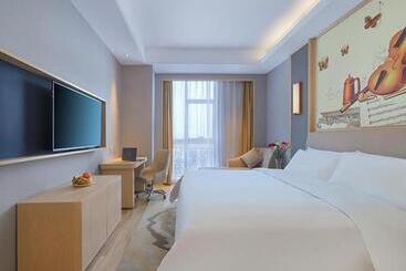 Vienna Hotel Anhui Lujiang International Building Materials Market Wuzhong