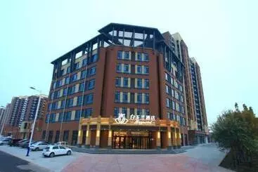 Magnotel Hengshui Lake Jizhou Middle School