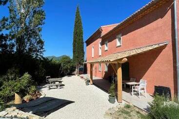 Bed and Breakfast Casa De Lyu