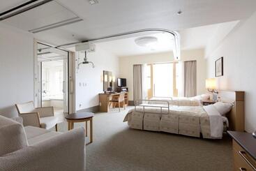 酒店 国際障害者交流センター(ビッグ・アイ)