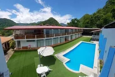 Hotel Albergue Schuler