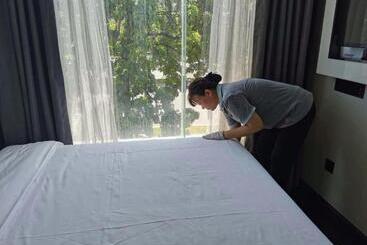 Otel Xana Lite Jiangmen Yingbin West